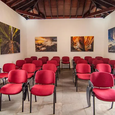 Rural Jardines De Milano (adults Only) منزل ريفي لوس رياليخوس