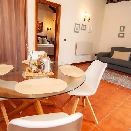 منزل ريفي Rural Jardines De Milano (adults Only) لوس رياليخوس