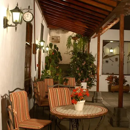 منزل ريفي Rural Jardines De Milano (adults Only) لوس رياليخوس